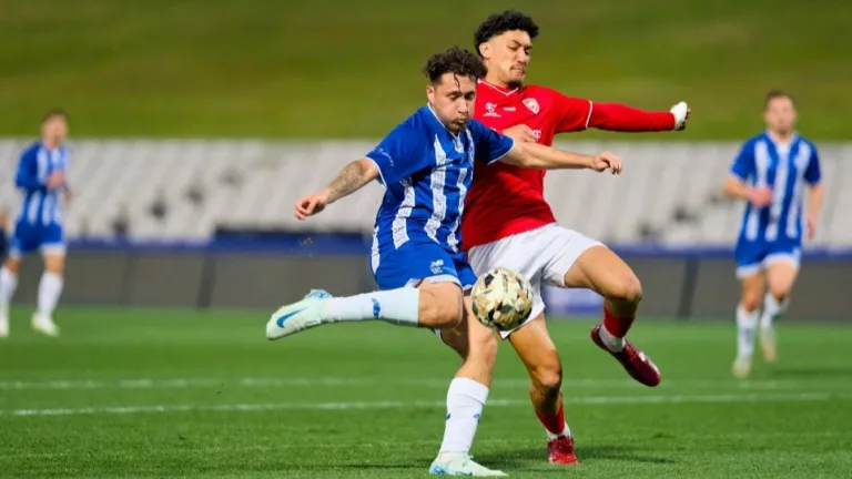 Sydney Olympic survive late scare to keep top six dream alive