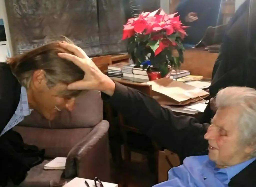 mikis theodorakis george ellis