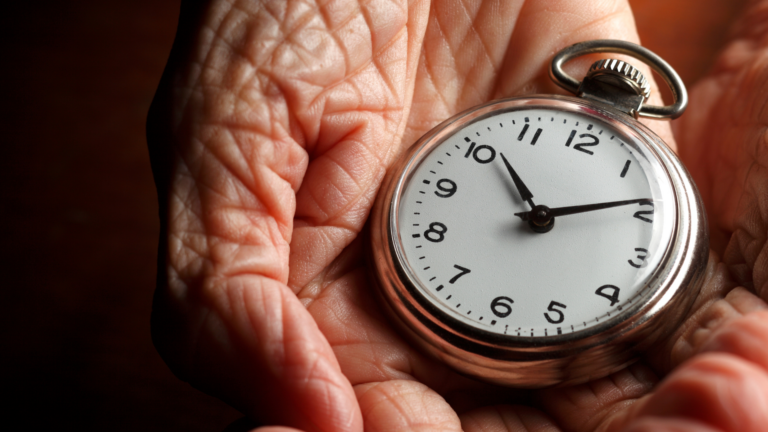 Low birth rates and ageing: The silent enemy of the Greek nation