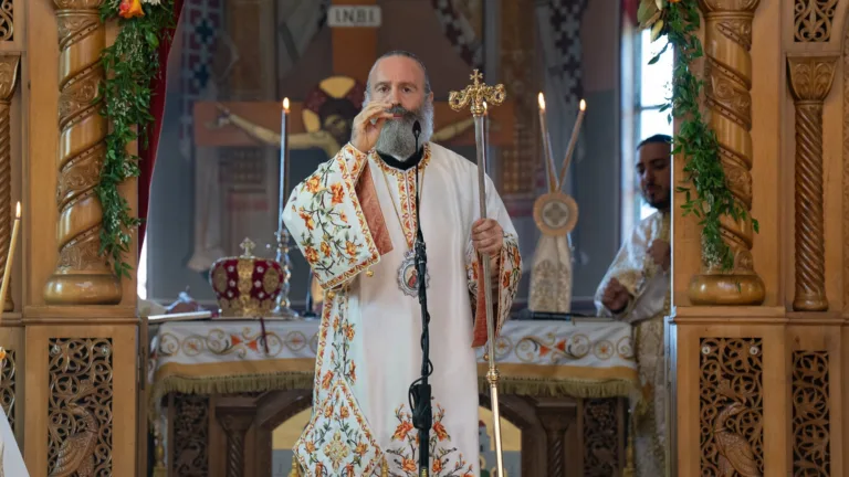 Archbishop Makarios praises Panagia Kamariani parish for ‘uniting in truth’
