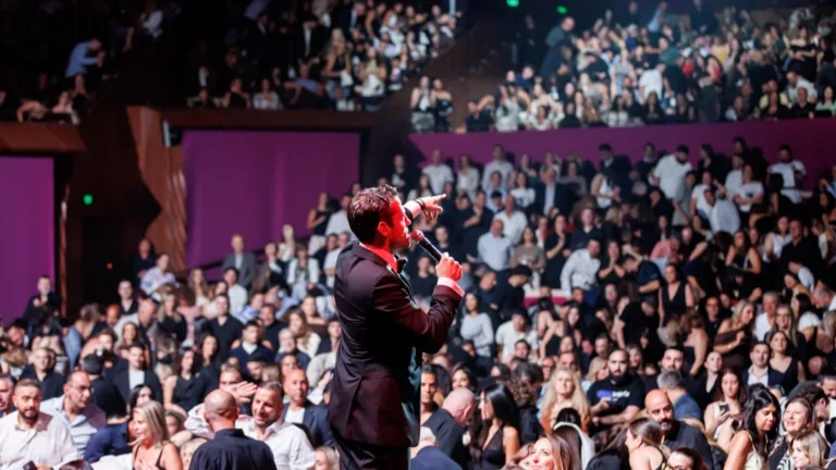 Konstantinos Argiros makes history with Sydney Opera House performance