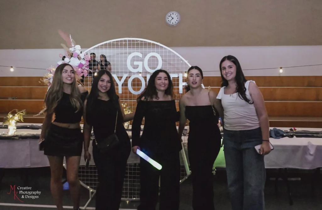 ANOIXI Taverna Night