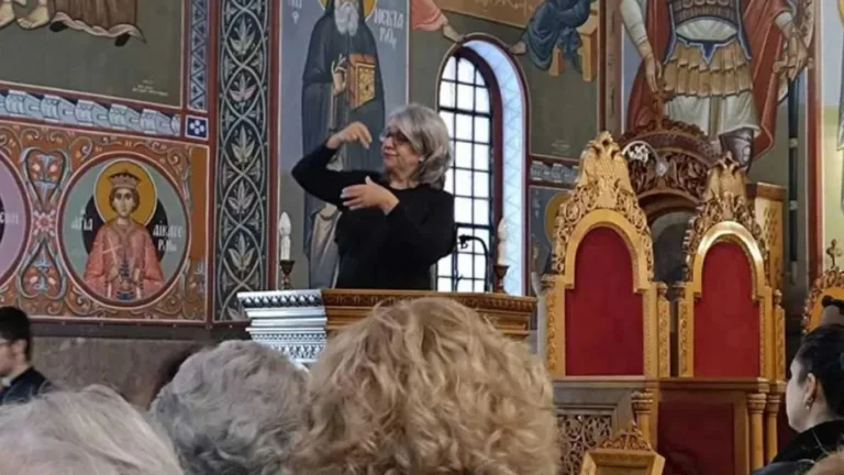 Historic first: Divine Liturgy in Volos celebrated with sign language interpretation