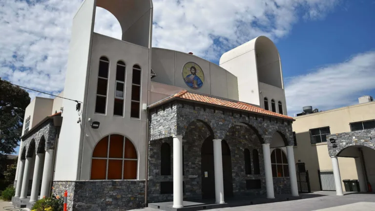 Alleged child abductor placed in protective custody after Coburg church, pharmacy incident
