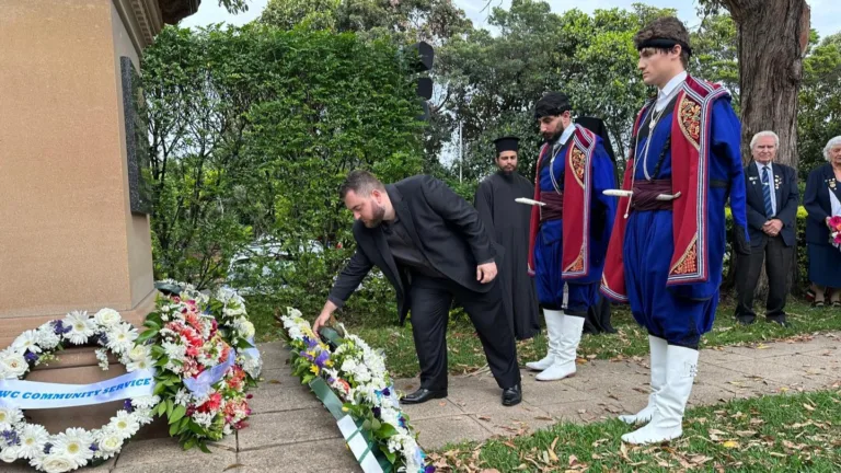 Youth, veterans and faith at the heart of Australia’s OXI Day tributes