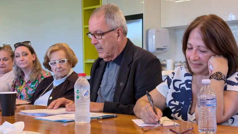 ‘We will not yield’: Greek Australians mobilise after talks of axing VCE Classical Greek