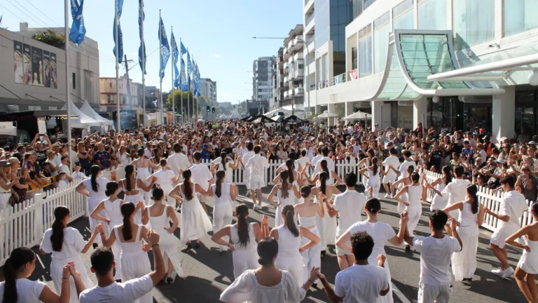 Thousands fill Bay Street as Greek Fest returns to Brighton-Le-Sands in spectacular style