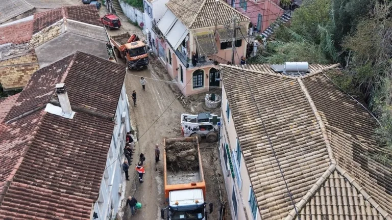 Greece on red alert as new storms approach flood-hit regions