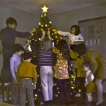 Decorating_the_tree