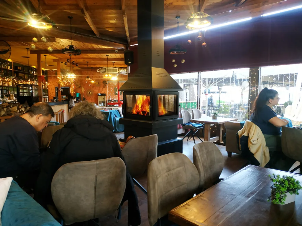 Fireplace cafe