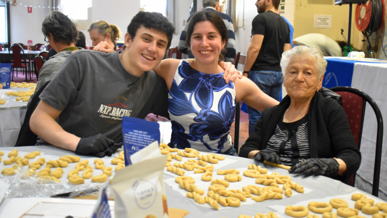 Yiayia’s Glyka and Pallaconian Brotherhood Youth host sold-out Koulouria Baking Workshop