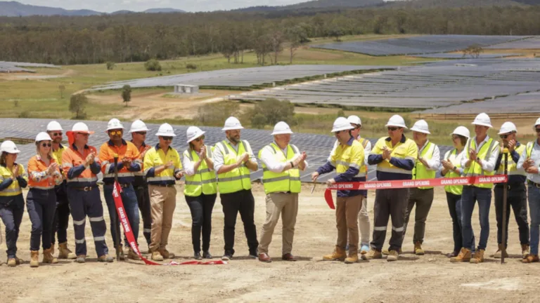 Metlen brings 120 MW Australian solar project online