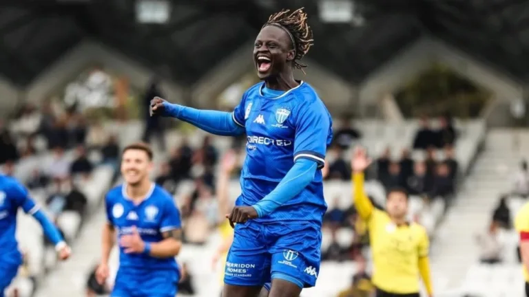South Melbourne hero Manny Aguek earns Thai Premier League move