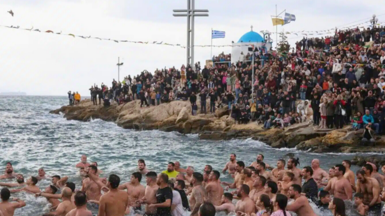 Thousands celebrate Epiphany traditions across Greek ports