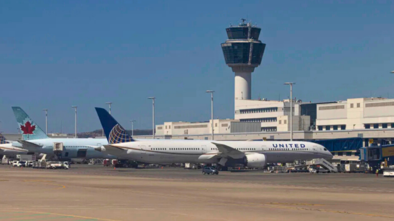 Outdated systems blamed for Greece flight disruptions after New Year’s Day