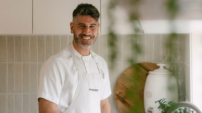 Philip Vakos returns to MasterChef, this time in Greece