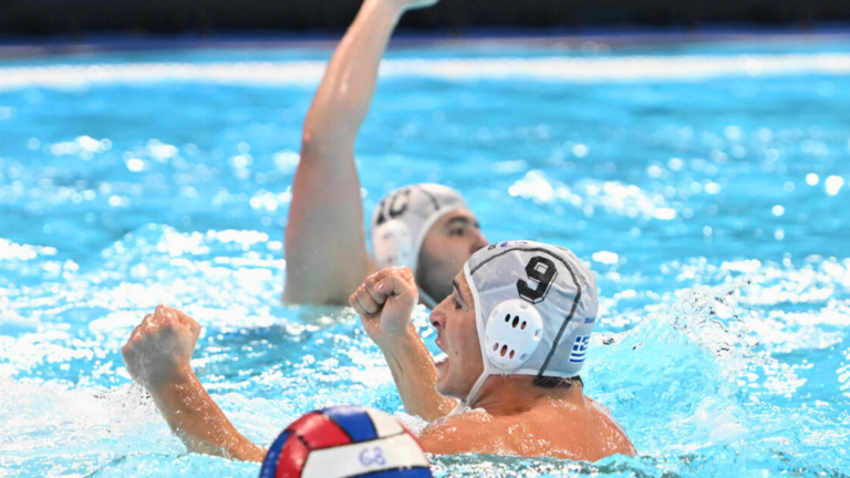Greek water polo team defeat Italy to reach European Championship semi-finals