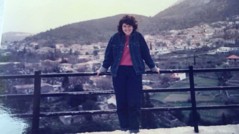 The Afstraleza and bureaucracy: Owning property in Greece