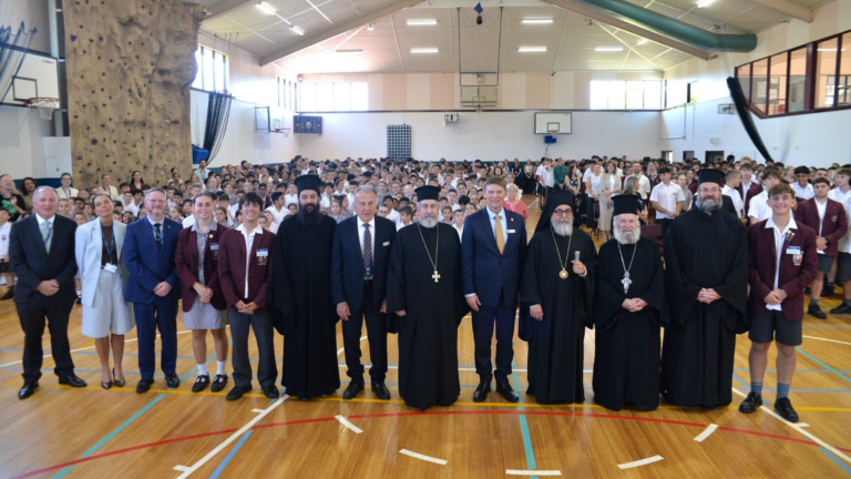 Oakleigh Grammar marks new academic year with Whole School Blessing