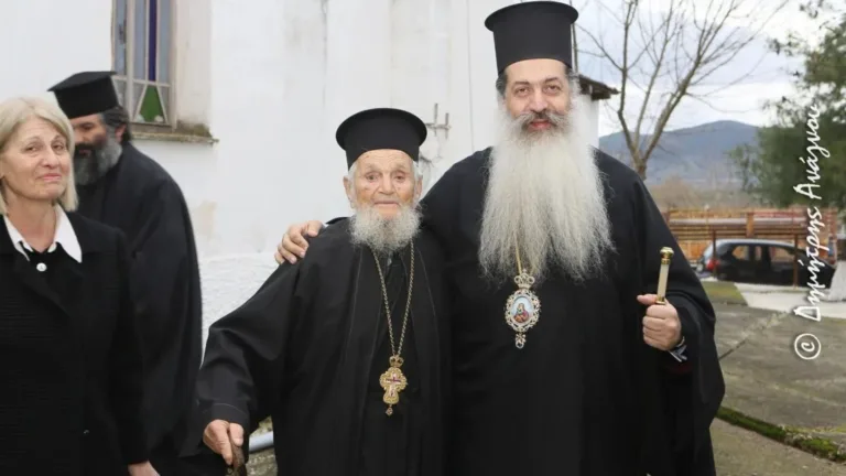 100-year-old priest honoured in Koromilia, Domokos