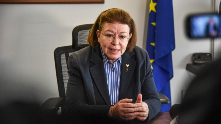 Lina Mendoni declares WWII execution photos monument of Greek history