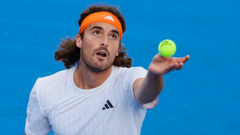 Stefanos Tsitsipas storms into Doha quarterfinals with statement win