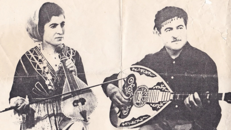 Pioneering Cretan lyra musician Aspasia Papadaki passes away