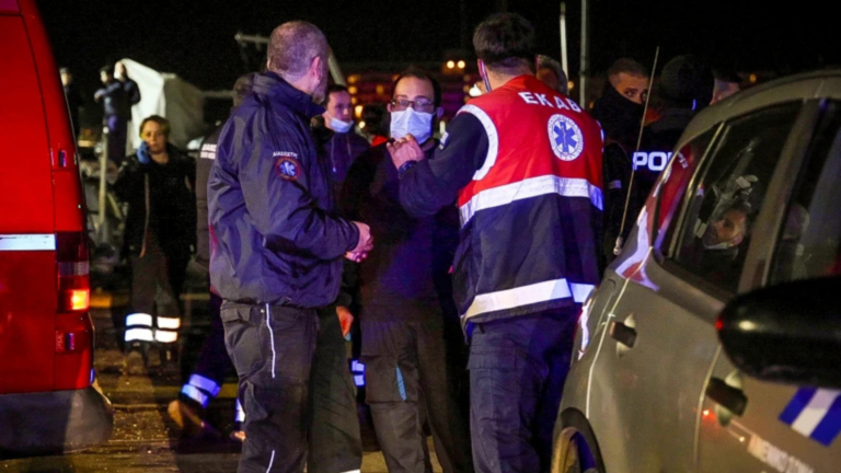 Medical staff recount chaos after deadly Chios migrant boat collision