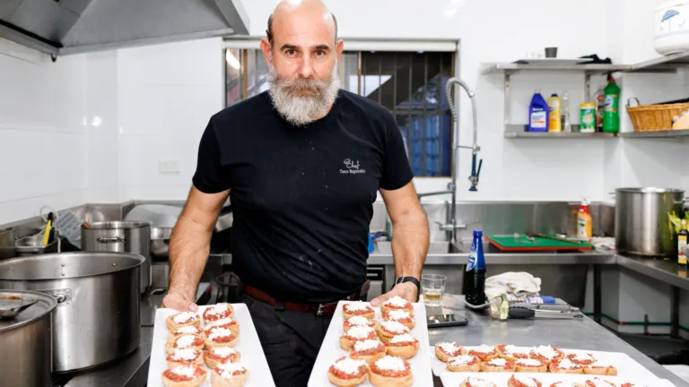 From kitchen to lyra: Chef Tasos Bagourakis delights Sydney at Cretan feast