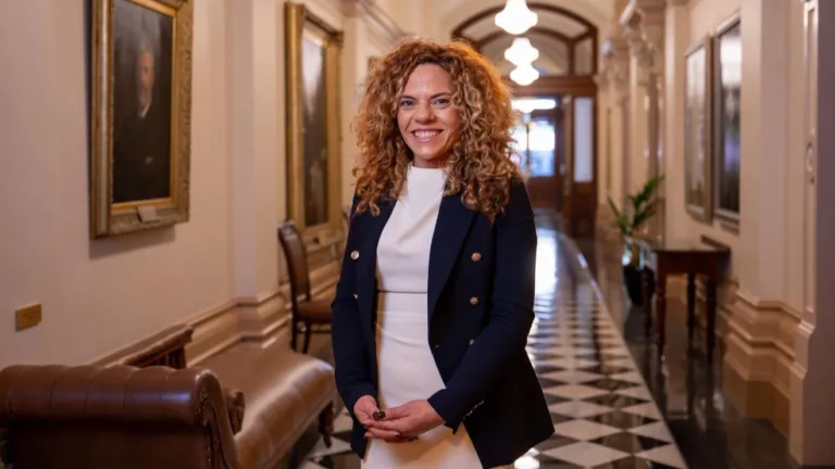 Connie Bonaros calls Cory Bernardi “malaka” during heated election exchange