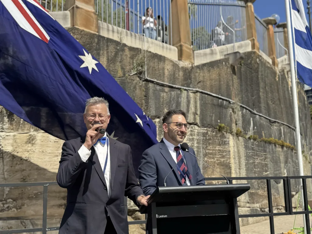 DI GREEK INDEPENDENCE DAY SYDNEY OPERA HOUSE (27)