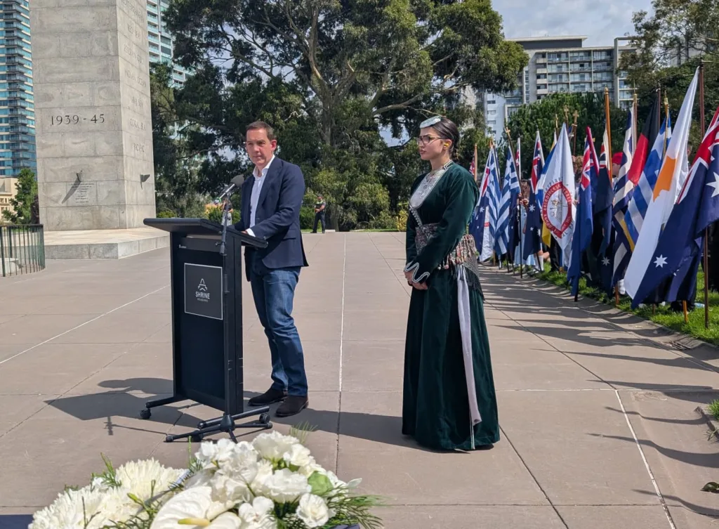 greek independence day in melbourne at the shrine