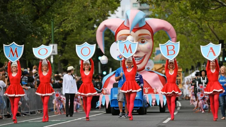 Pan Macedonian Association thanks Moomba Festival over Star of Vergina decision