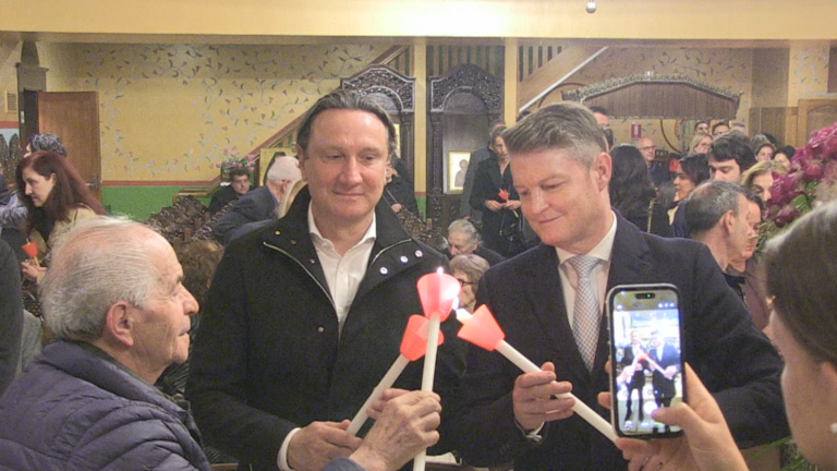 Deputy Premier Ben Carroll marks Good Friday with Melbourne’s Greek community