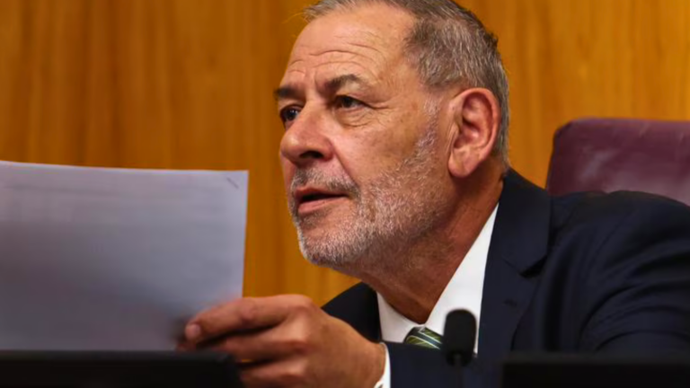 Inquiry exposes gaps in oversight of unlicensed child care homes in Queensland