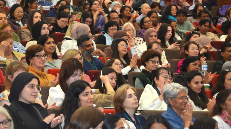 NSW Premier hails community languages as ‘massive asset’ at teachers conference