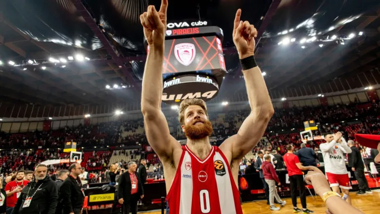 Olympiacos secure top seed in EuroLeague for second straight season