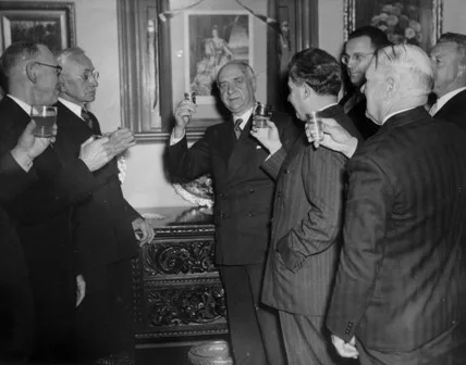 Greeks and Australians celebrate in Parliament the Greek National Day (1949)