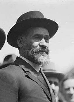 Metropolitan Knitis a most charismatic Oxford graduate (1926)