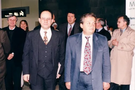 The most ardent Macedonian politician Stelios Papathemelis with Consul Gneral Georgios Veis in 1995.