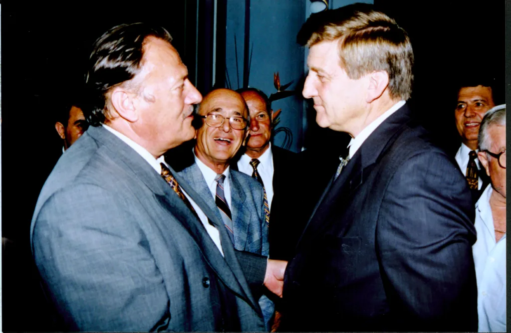Victorian Premier Jeff Kennett shakes hands with former Cypriot President George Vassiliou during an official community function in Melbourne 1991.