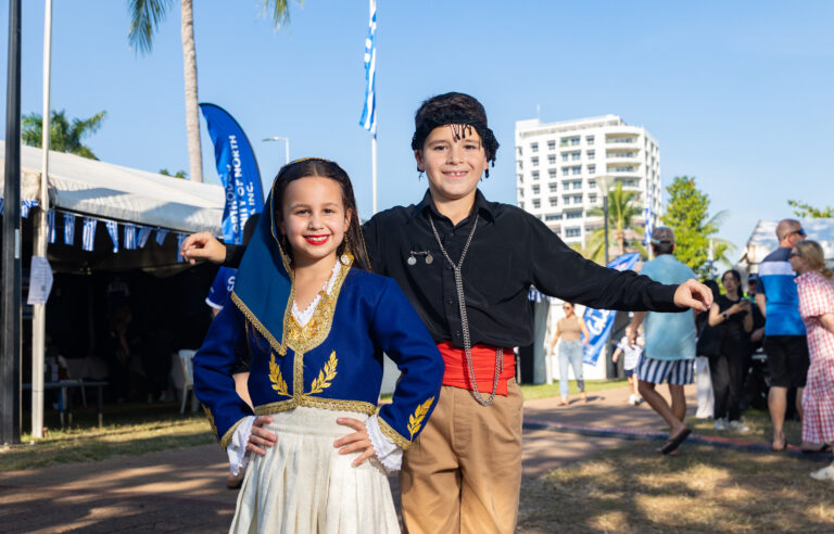 Record crowds descend on Darwin for biggest GleNTi festival yet