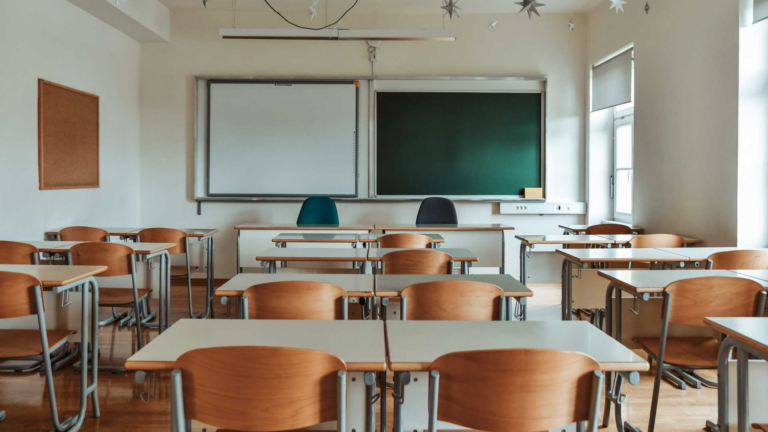 Growing interest, shrinking retention: The challenge facing Modern Greek in NSW schools