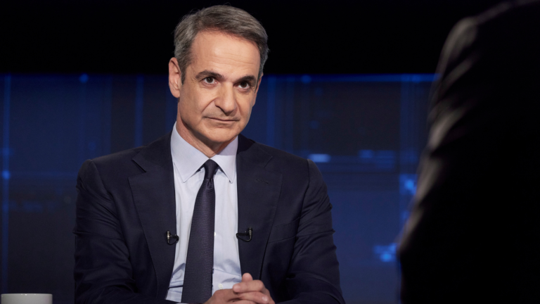 Greece’s New Democracy weighs early election